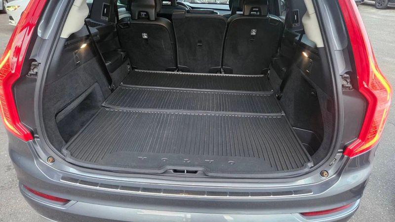 2018 Volvo XC90 T5 Momentum
