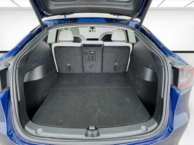 2021 Tesla Model Y Standard Range Rear-Wheel Drive