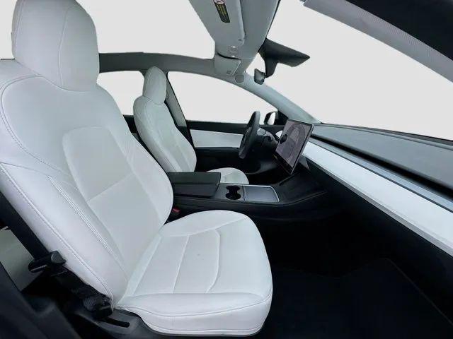 2021 Tesla Model Y Standard Range Rear-Wheel Drive