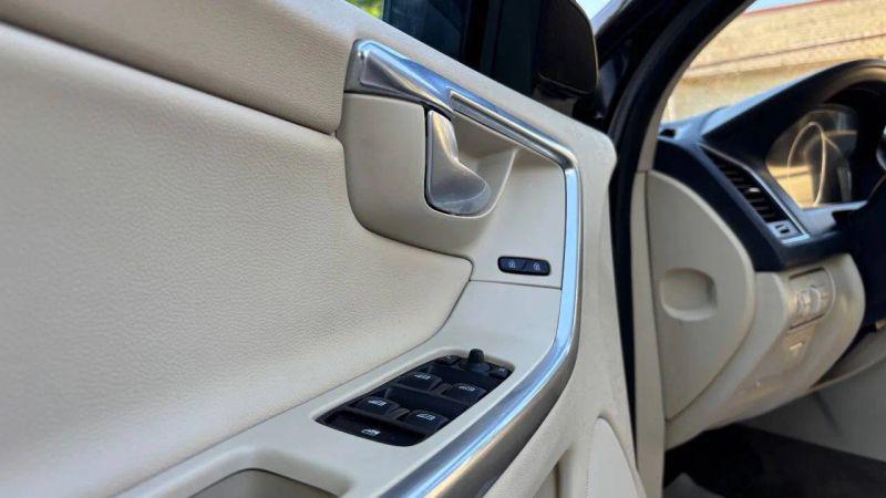 2015 Volvo XC60 T6