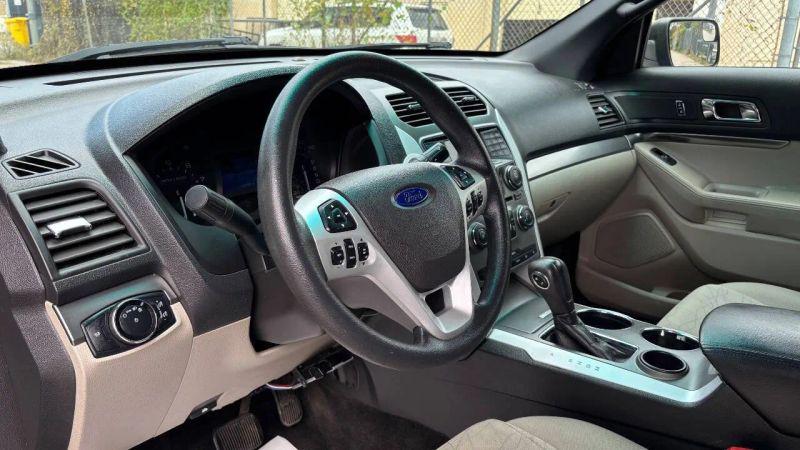 2014 Ford Explorer Base
