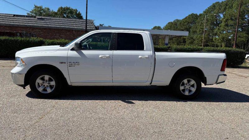 2019 Ram 1500 Classic SLT Crew Cab 4x2 6'4" Box