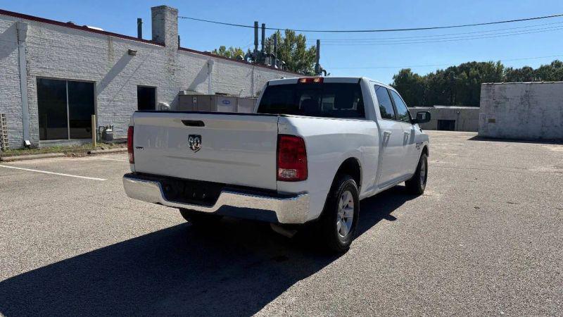 2019 Ram 1500 Classic SLT Crew Cab 4x2 6'4" Box