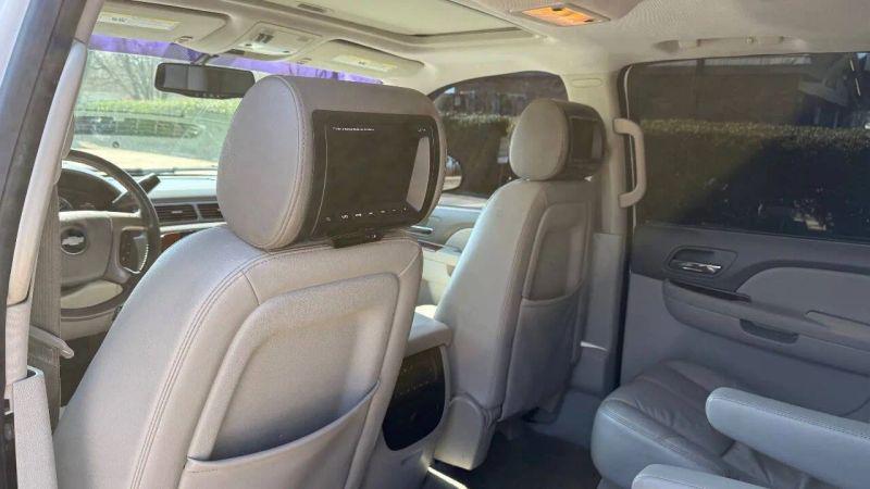 2012 Chevrolet Suburban LT