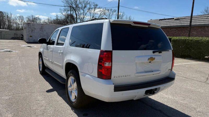 2012 Chevrolet Suburban LT