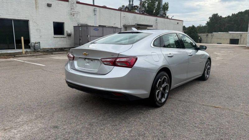 2022 Chevrolet Malibu FWD LT