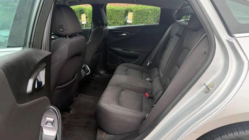 2022 Chevrolet Malibu FWD LT