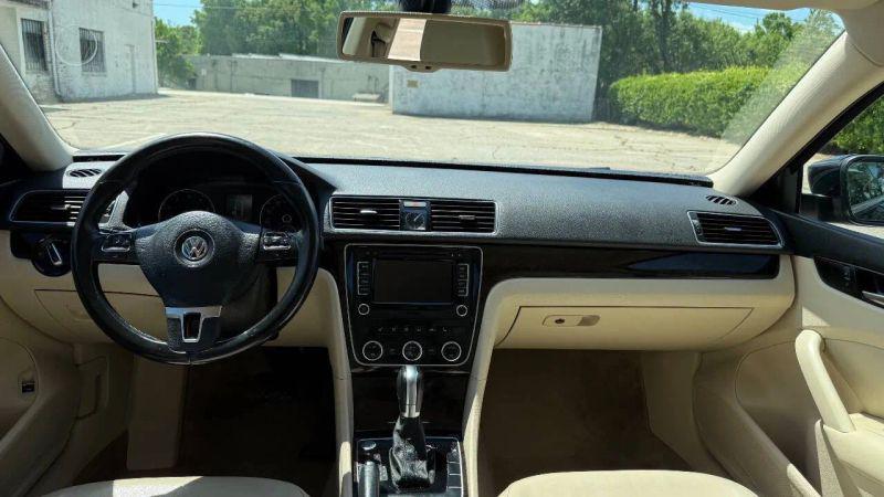 2014 Volkswagen Passat 1.8T SEL Premium
