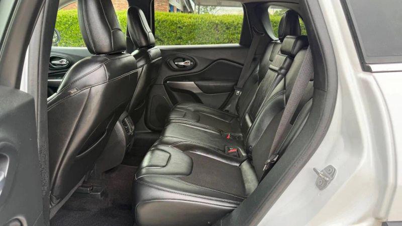 2019 Jeep Cherokee Latitude Plus 4x4
