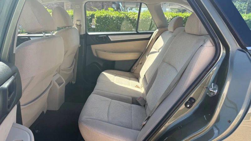 2017 Subaru Outback 2.5i