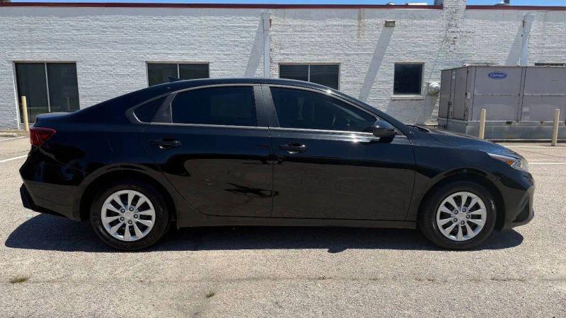 2024 Kia Forte LX