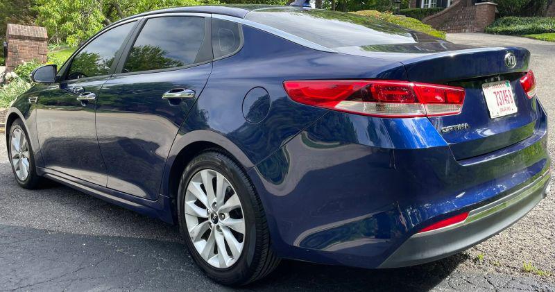 2017 Kia Optima LX