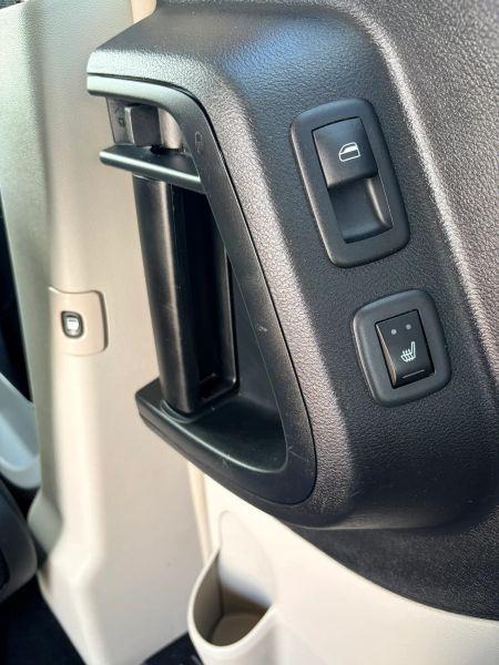 2015 Chrysler Town & Country Touring-L