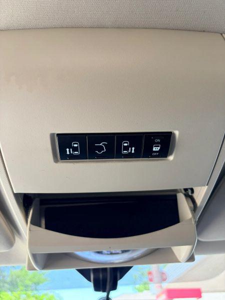 2015 Chrysler Town & Country Touring-L