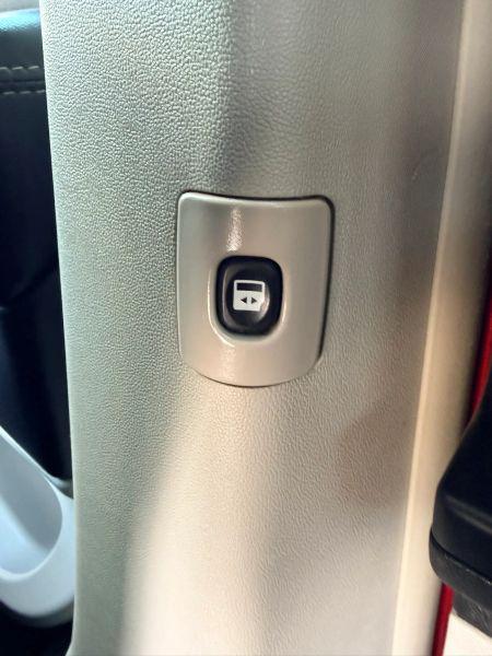 2015 Chrysler Town & Country Touring-L