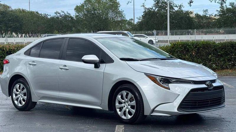 2024 Toyota Corolla LE