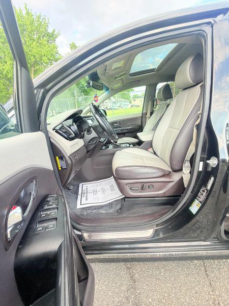 2017 Kia Sedona SX Luxury