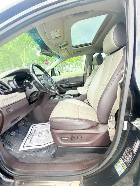 2017 Kia Sedona SX Luxury