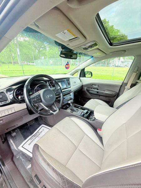 2017 Kia Sedona SX Luxury