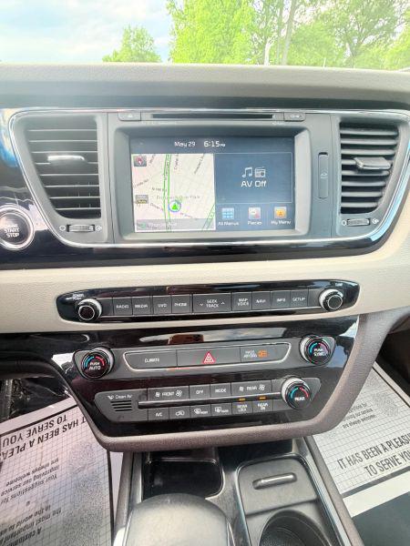 2017 Kia Sedona SX Luxury