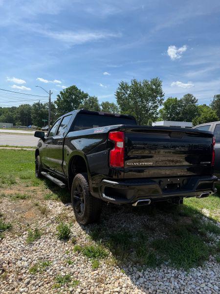 2021 Chevrolet Silverado 1500 4WD Crew Cab Short Bed Custom Trail Boss