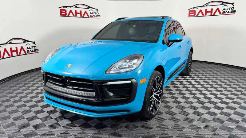 2023 Porsche Macan Base