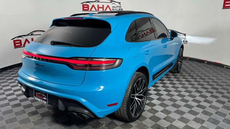 2023 Porsche Macan Base