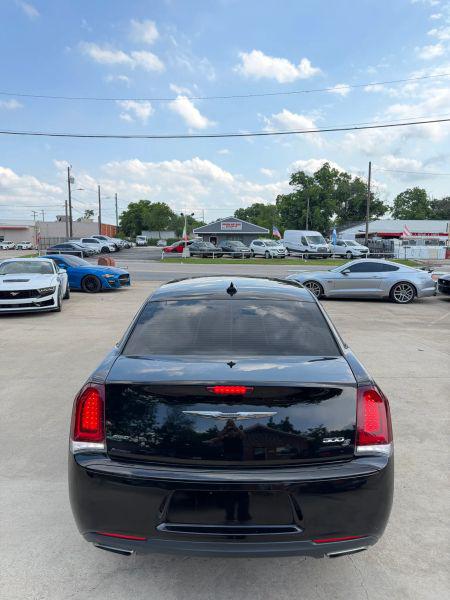 2018 Chrysler 300 300S AWD