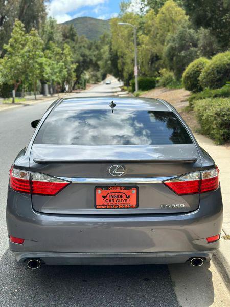 2015 Lexus ES 350 Crafted Line
