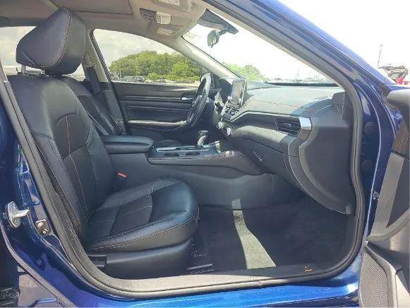 2021 Nissan Altima SR FWD