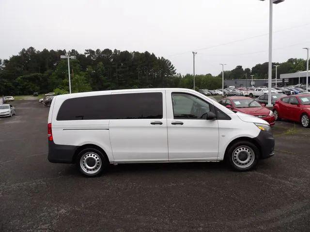2016 Mercedes-Benz Metris Base