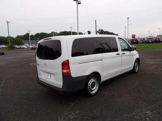 2016 Mercedes-Benz Metris Base