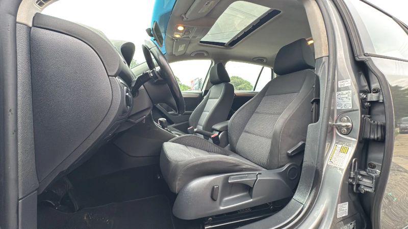 2013 Volkswagen Golf 2.0L TDI 4-Door