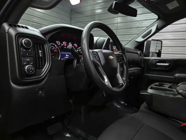 2022 Chevrolet Silverado 2500HD 4WD Crew Cab Long Bed Custom
