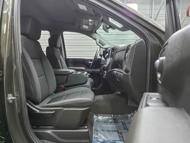 2022 Chevrolet Silverado 2500HD 4WD Crew Cab Long Bed Custom