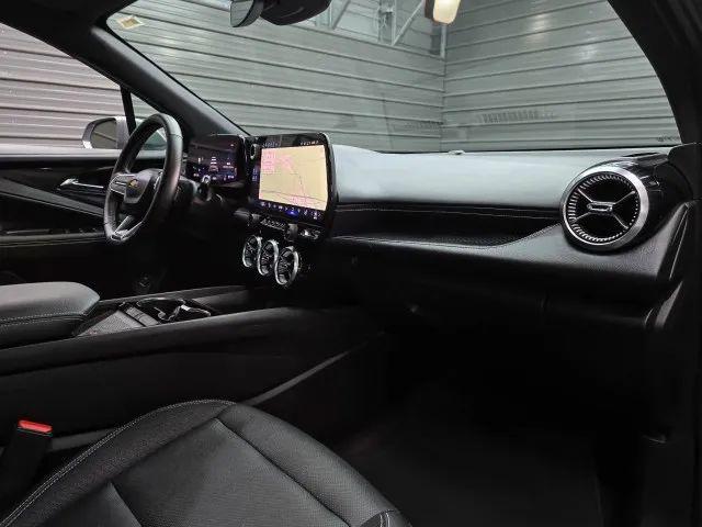 2024 Chevrolet V Blazer eAWD 2LT