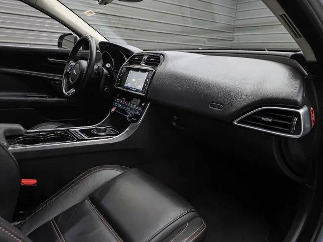 2017 Jaguar XE 25t Prestige
