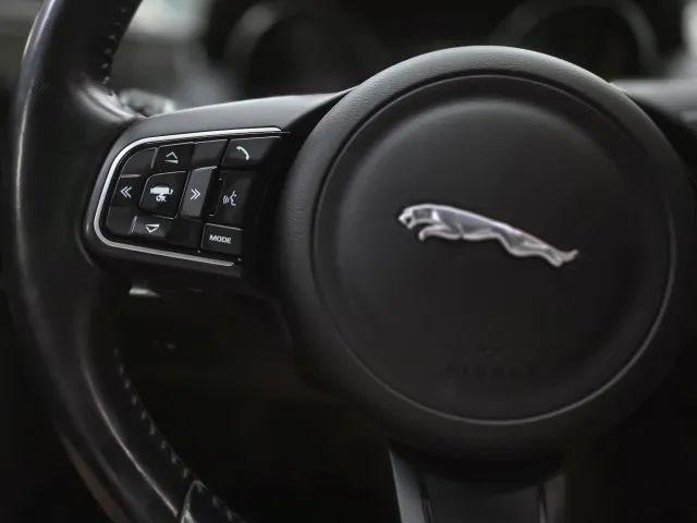 2017 Jaguar XE 25t Prestige