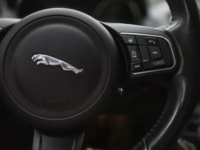 2017 Jaguar XE 25t Prestige