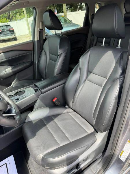 2021 Nissan Rogue SV FWD