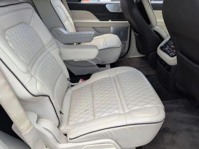 2018 Lincoln Navigator Black Label