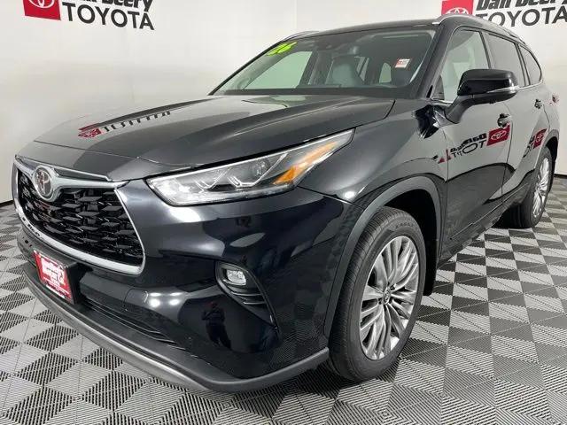 2026 Toyota Highlander Platinum
