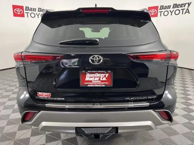 2026 Toyota Highlander Platinum