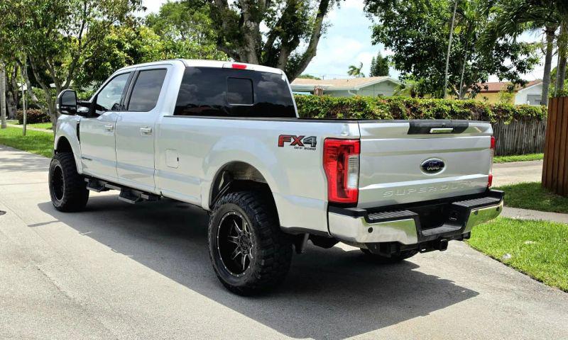 2017 Ford F-250 LARIAT