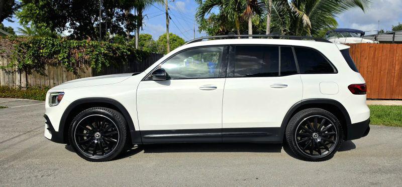 2021 Mercedes-Benz GLB 250