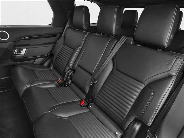 2026 Land Rover Discovery S