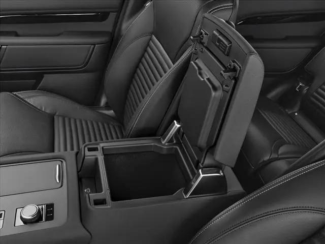 2026 Land Rover Discovery S