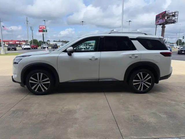 2024 Nissan Pathfinder Platinum 4WD