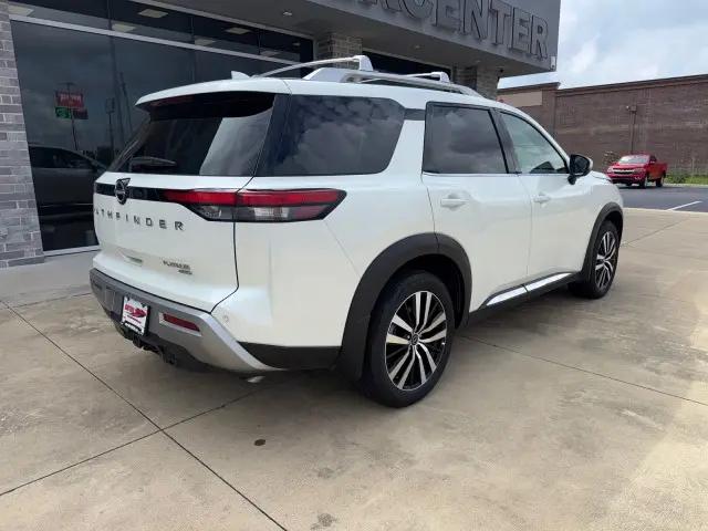 2024 Nissan Pathfinder Platinum 4WD