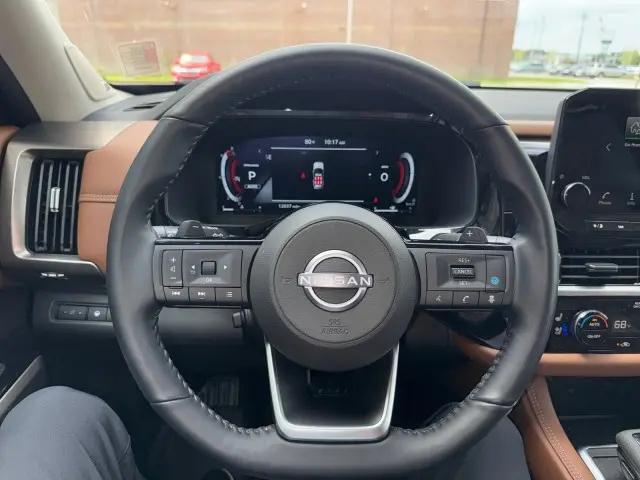 2024 Nissan Pathfinder Platinum 4WD